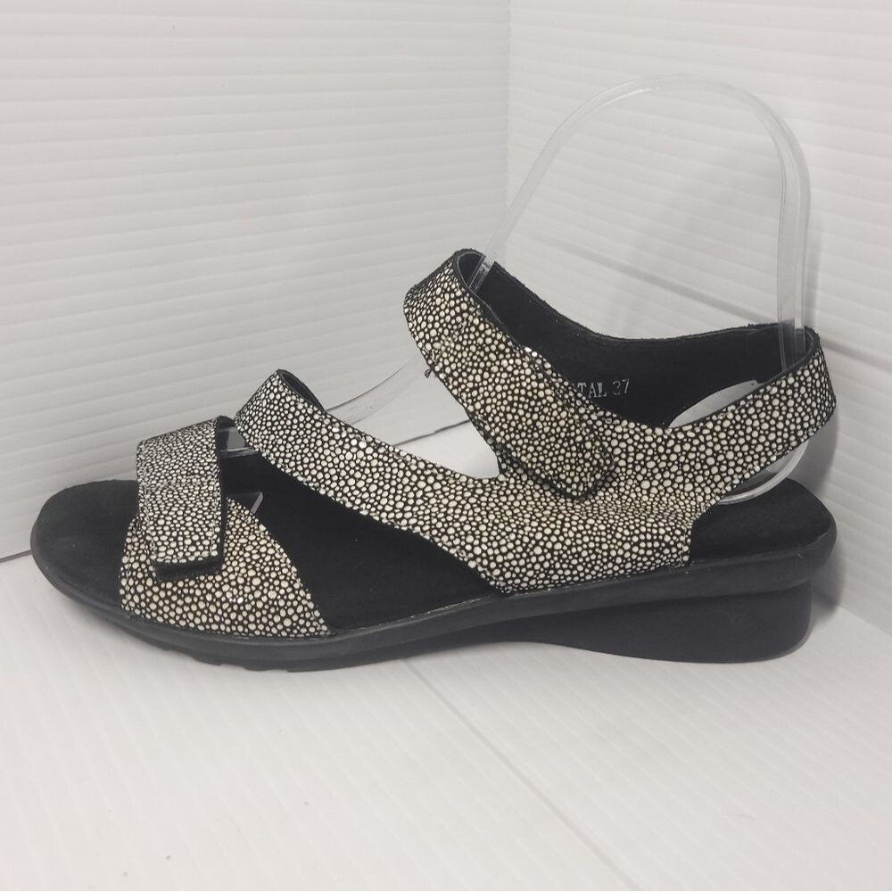 Spring Step Natal Leather Polka Dotted Sandals Black White Womens 37